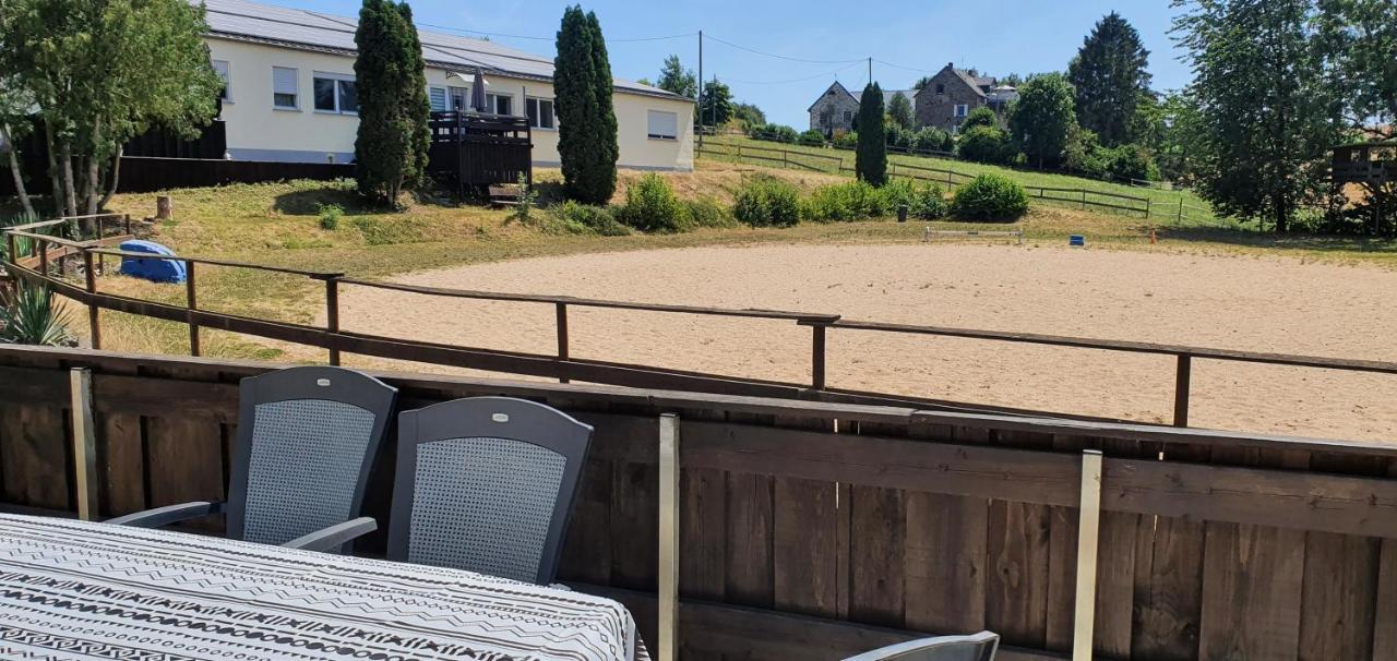 Besondere Ferienwohnung Spirit Auf Idyllischem Reiterhof Nahe Burg Eltz Münstermaifeld Eksteriør bilde