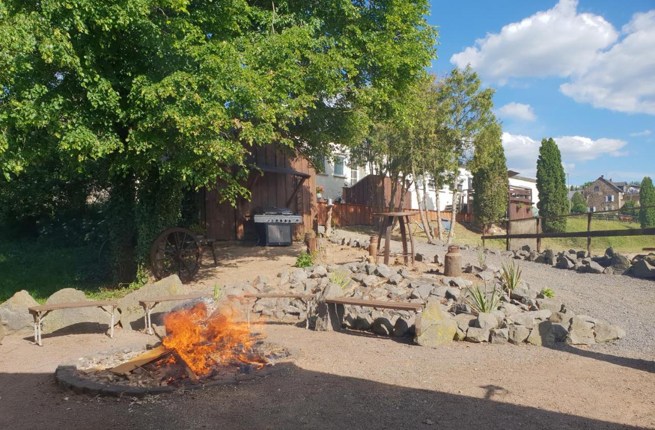 Besondere Ferienwohnung Spirit Auf Idyllischem Reiterhof Nahe Burg Eltz Münstermaifeld Eksteriør bilde